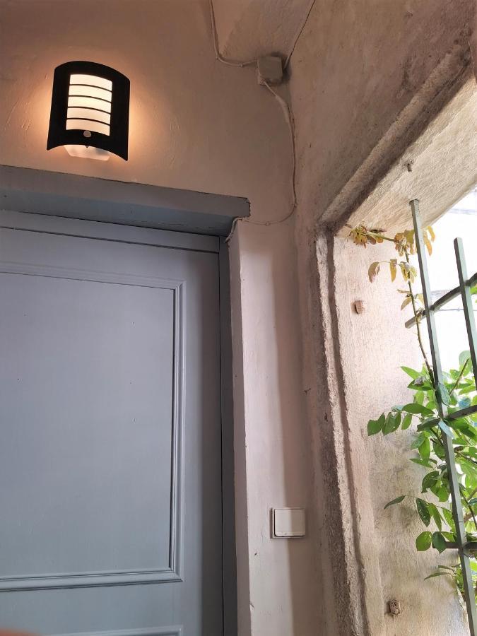 Le Balcon De Saint Roch Apartment Montpellier Luaran gambar