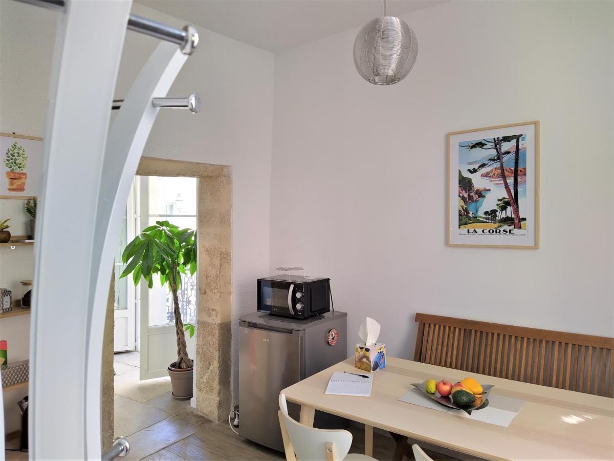 Le Balcon De Saint Roch Apartment Montpellier Luaran gambar
